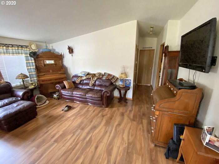 216 Old Mountain Road Goldendale, WA 98620 - Photo 7 of 32 Gallery Image 7