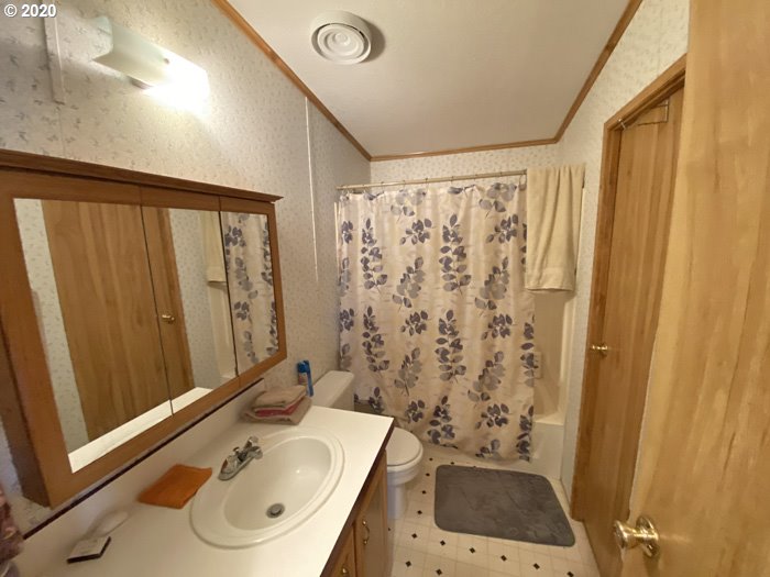 216 Old Mountain Road Goldendale, WA 98620 - Photo 9 of 32 Gallery Image 9