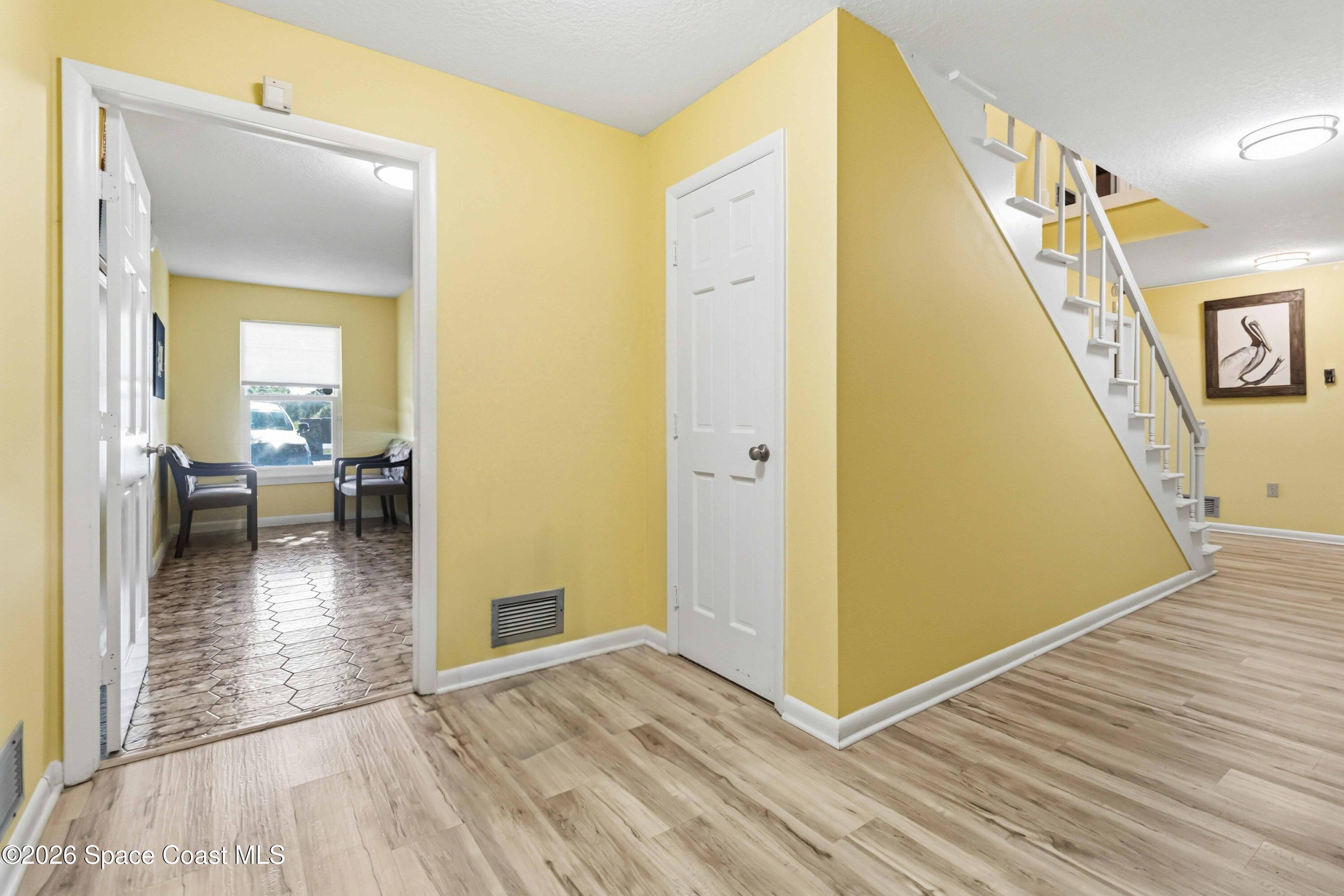 111 Scott Street Melbourne, FL 32901 - Photo 5 of 35 010.1