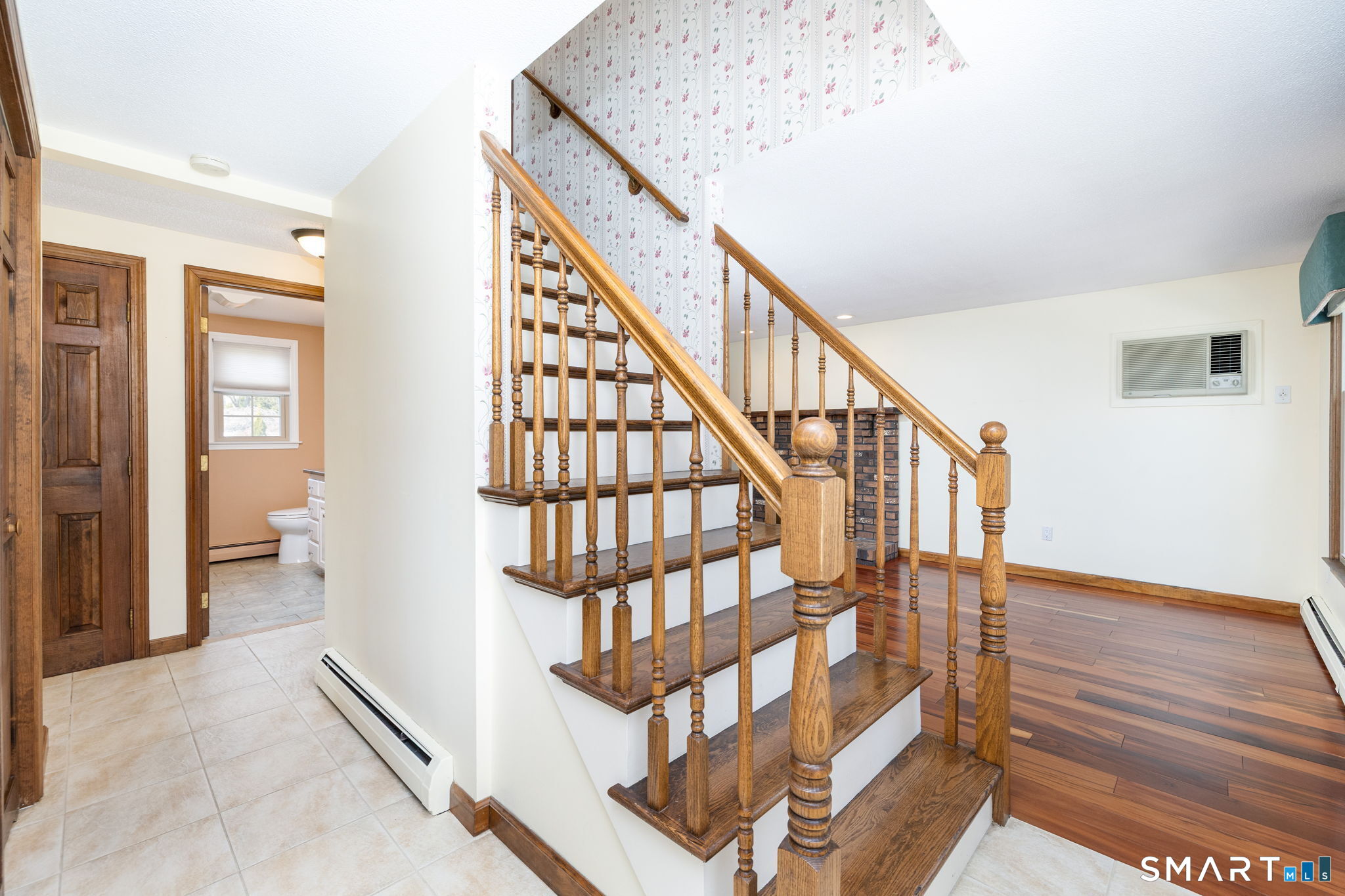 644 4 Rod Road Berlin, CT 06037 - Photo 12 of 40