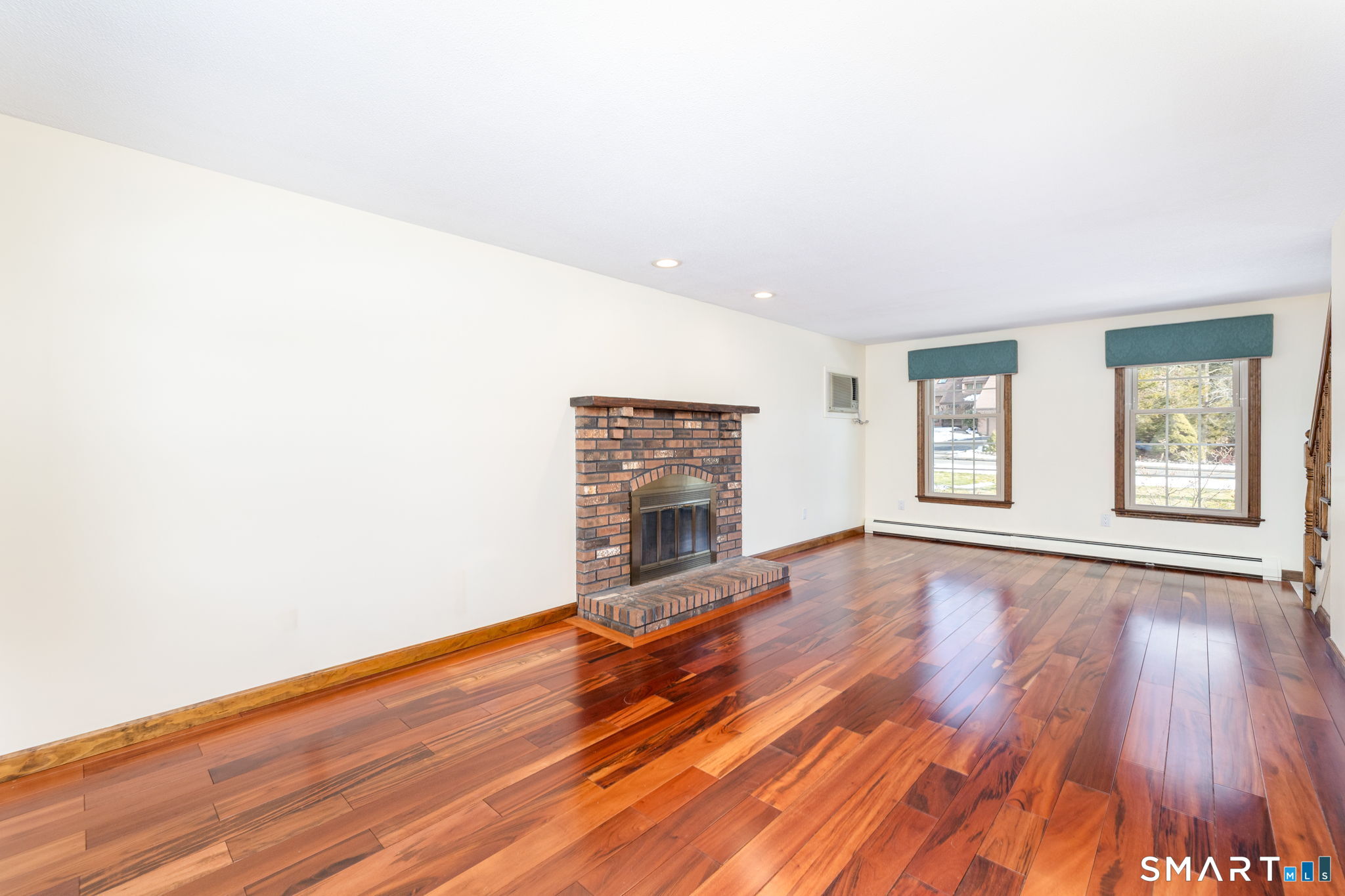 644 4 Rod Road Berlin, CT 06037 - Photo 16 of 40