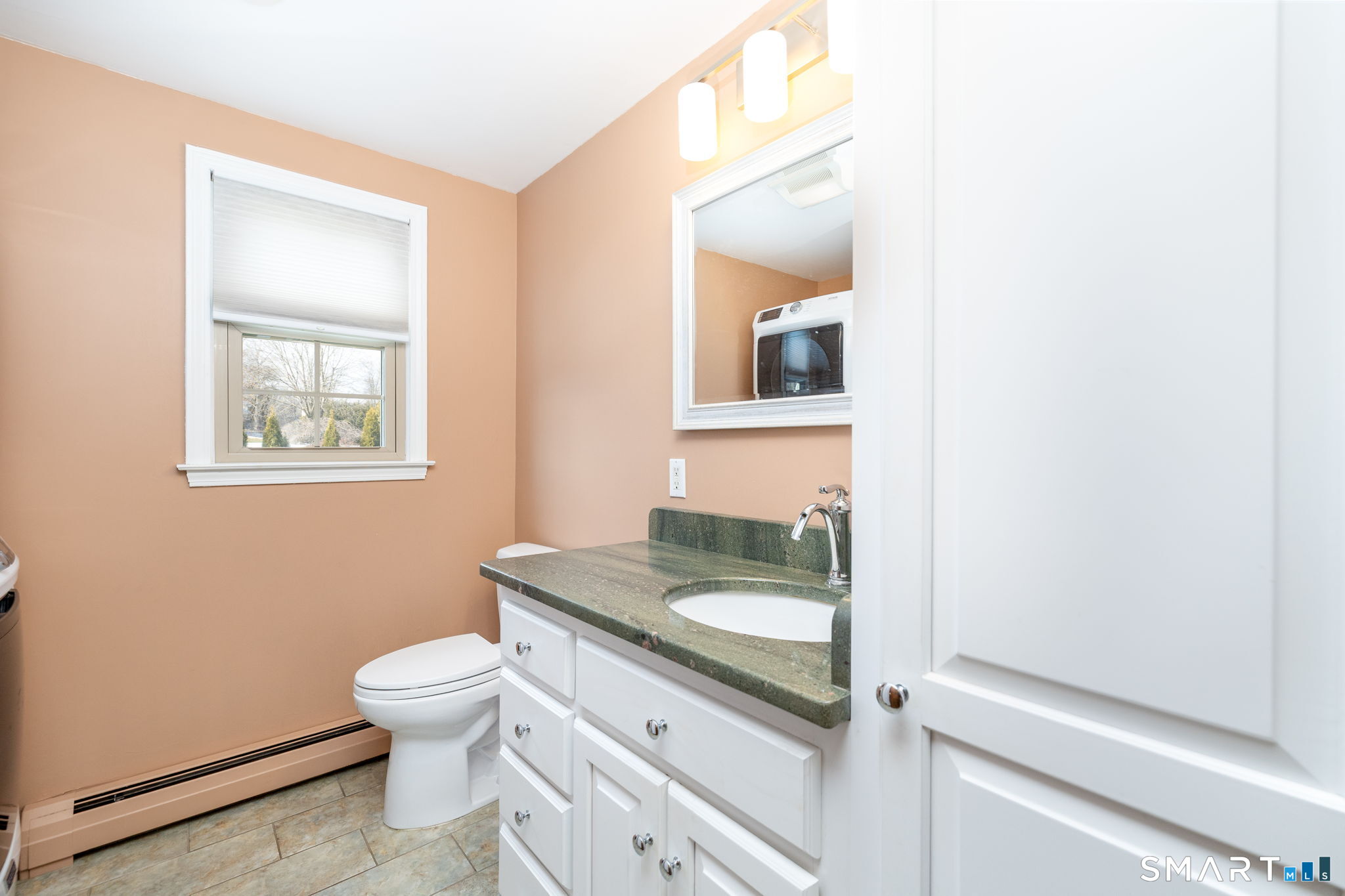 644 4 Rod Road Berlin, CT 06037 - Photo 17 of 40