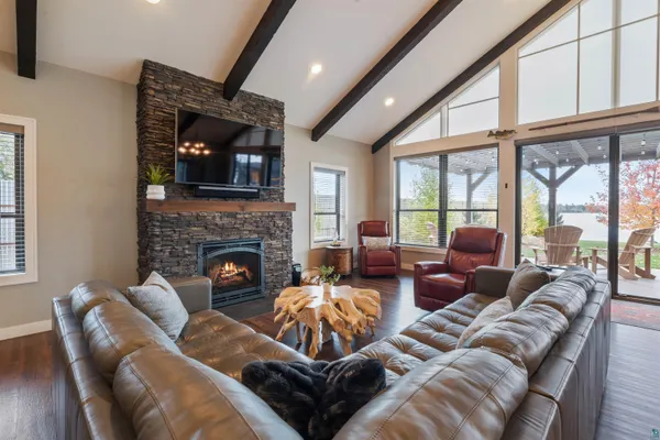$930,000 | 6000 Birch Point Road, Saginaw, MN 55779