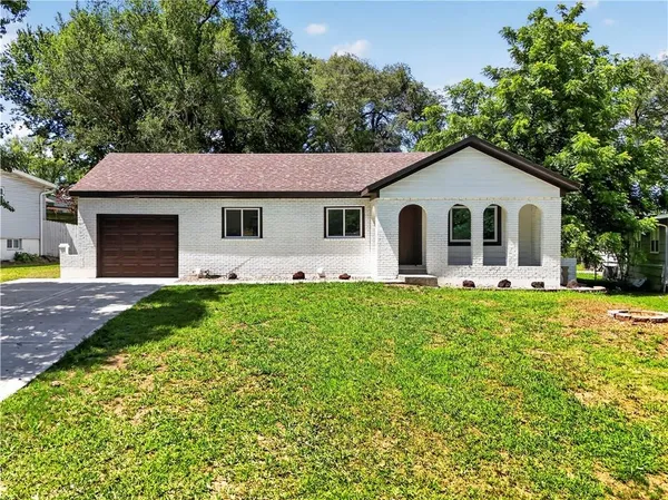 $295,000 | 8206 Ohio Avenue, Kansas City, KS 66112