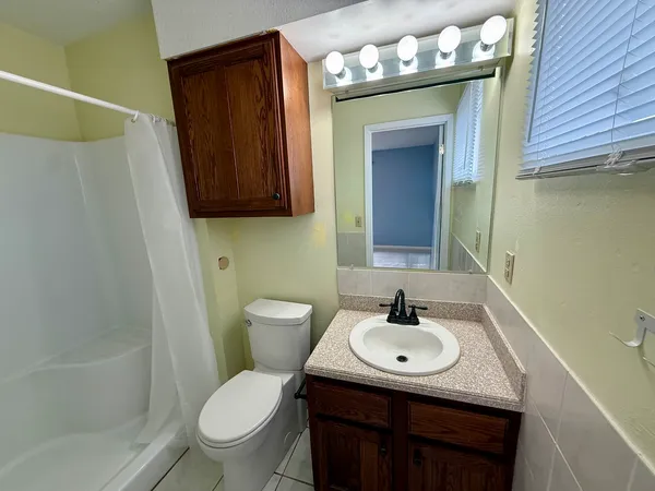 $114,500 | 3721 35th Street, Unit 4, Moline, IL 61265