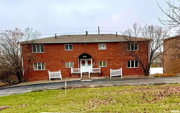 $114,500 | 3721 35th Street, Unit 4, Moline, IL 61265