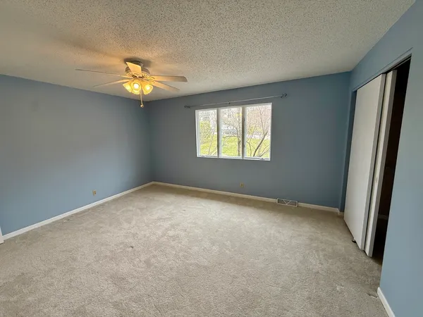 $114,500 | 3721 35th Street, Unit 4, Moline, IL 61265