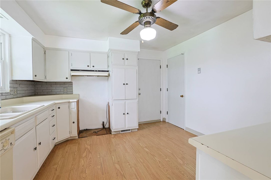 452 Cookston Avenue Springfield, OH 45503 - Photo 10 of 34 Bright and open, this kitchen offers ample space for daily living and entertaining.