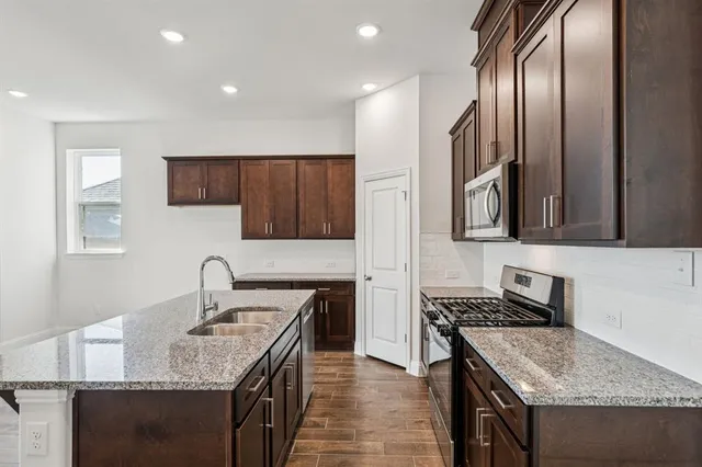 $589,000 | 404 Portina Drive, Anna, TX 75409