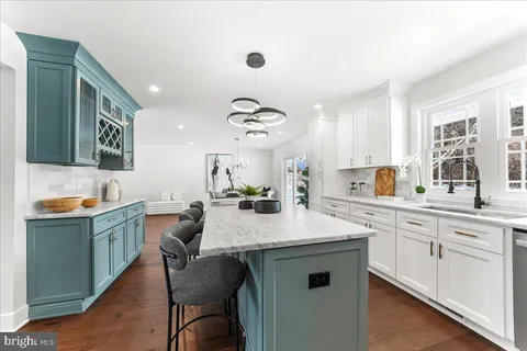 $825,000 | 3340 Jeffrey Drive, Dresher, PA 19025