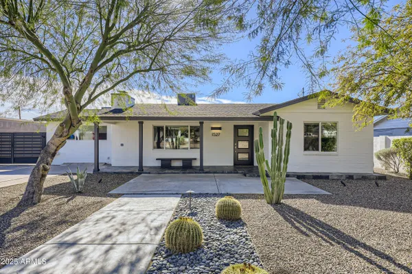 $3,950 | 1527 East El Camino Drive, Phoenix, AZ 85020