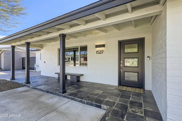 $3,950 | 1527 East El Camino Drive, Phoenix, AZ 85020