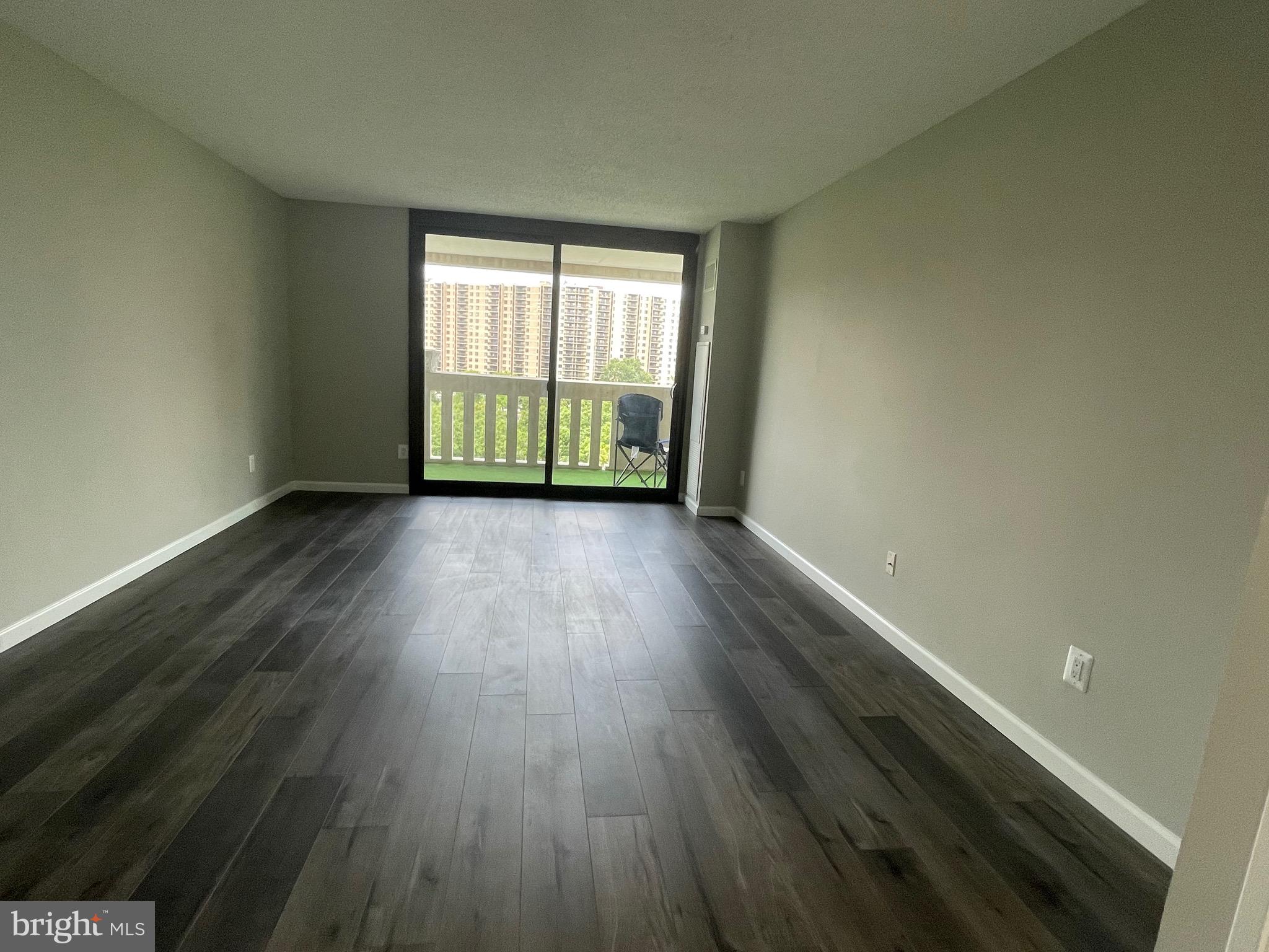6101 Edsall Road, Unit 1202 Alexandria, VA 22304 - Photo 26 of 40