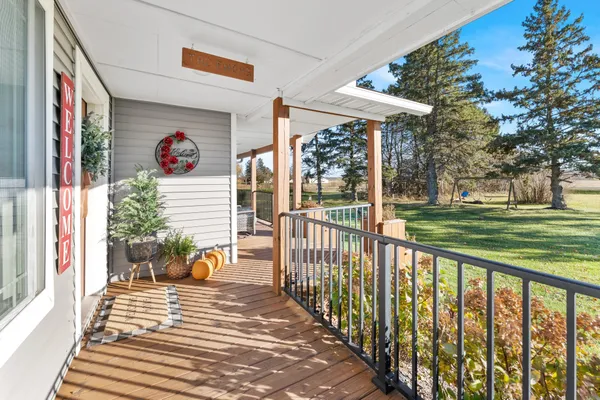 $574,000 | 28297 St Croix Road, Pine City, MN 55063