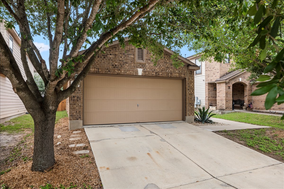 8913 Wiley Way Austin, TX 78747 - Photo 4 of 30
