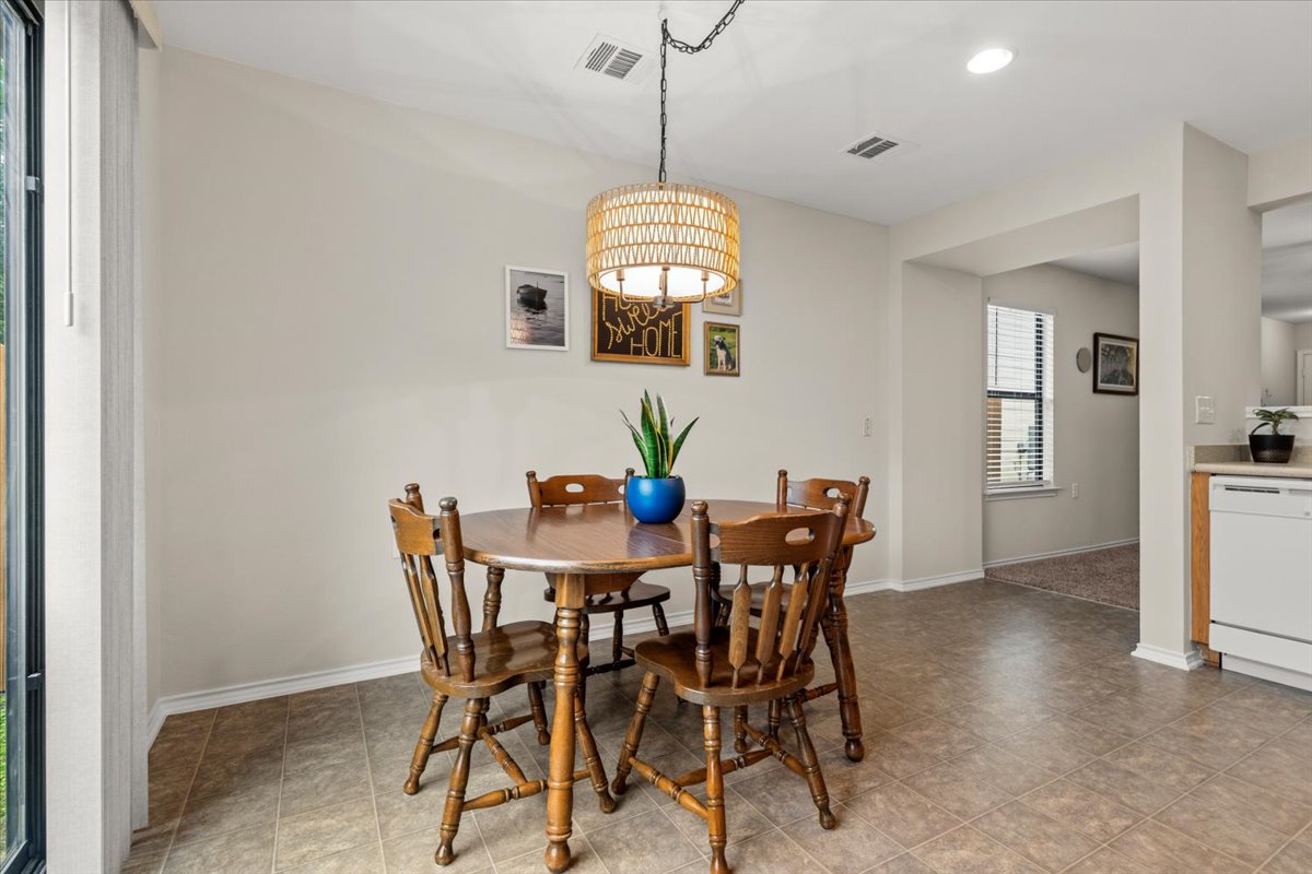 8913 Wiley Way Austin, TX 78747 - Photo 5 of 30