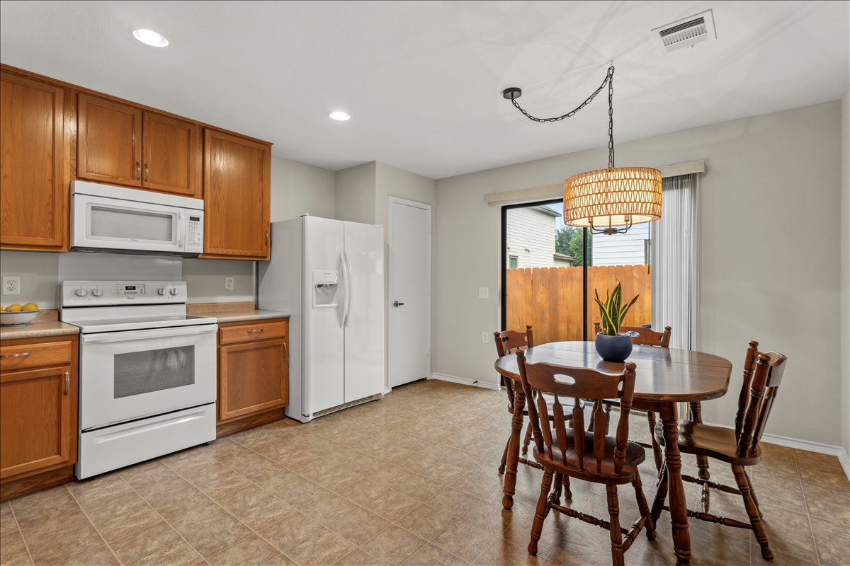 8913 Wiley Way Austin, TX 78747 - Photo 7 of 30