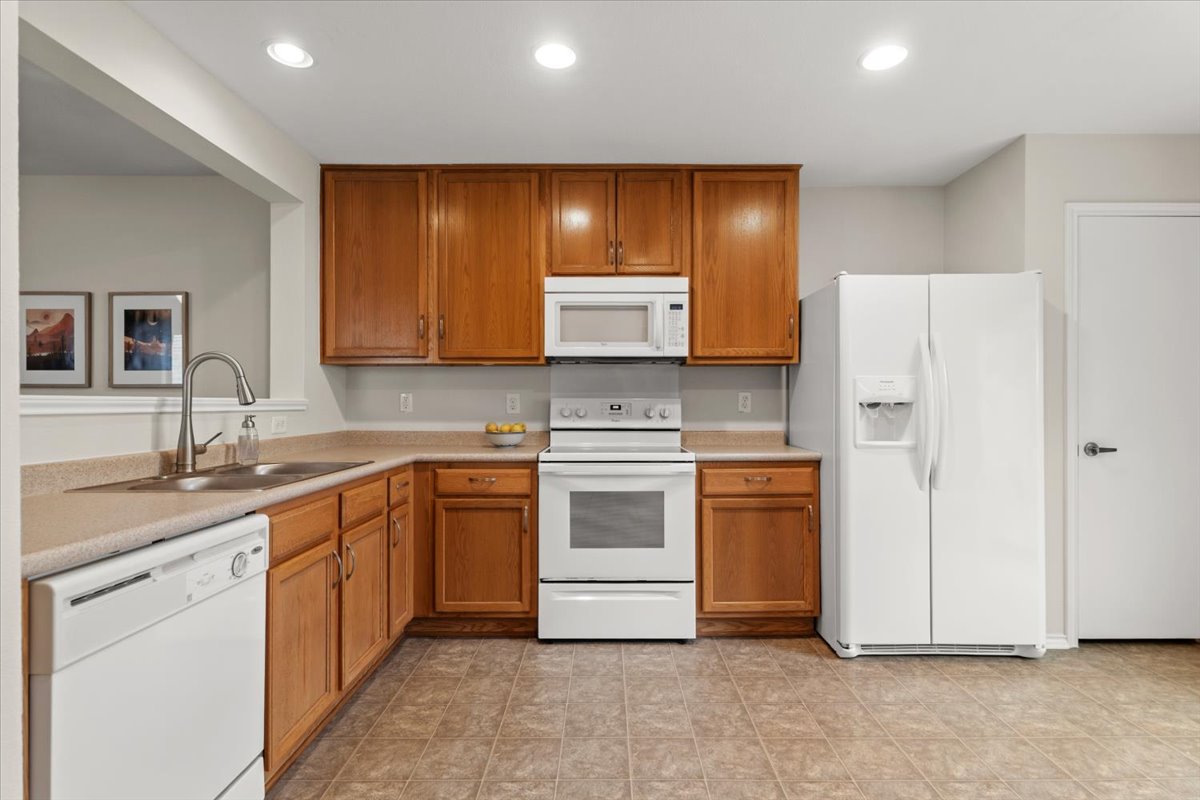 8913 Wiley Way Austin, TX 78747 - Photo 10 of 30
