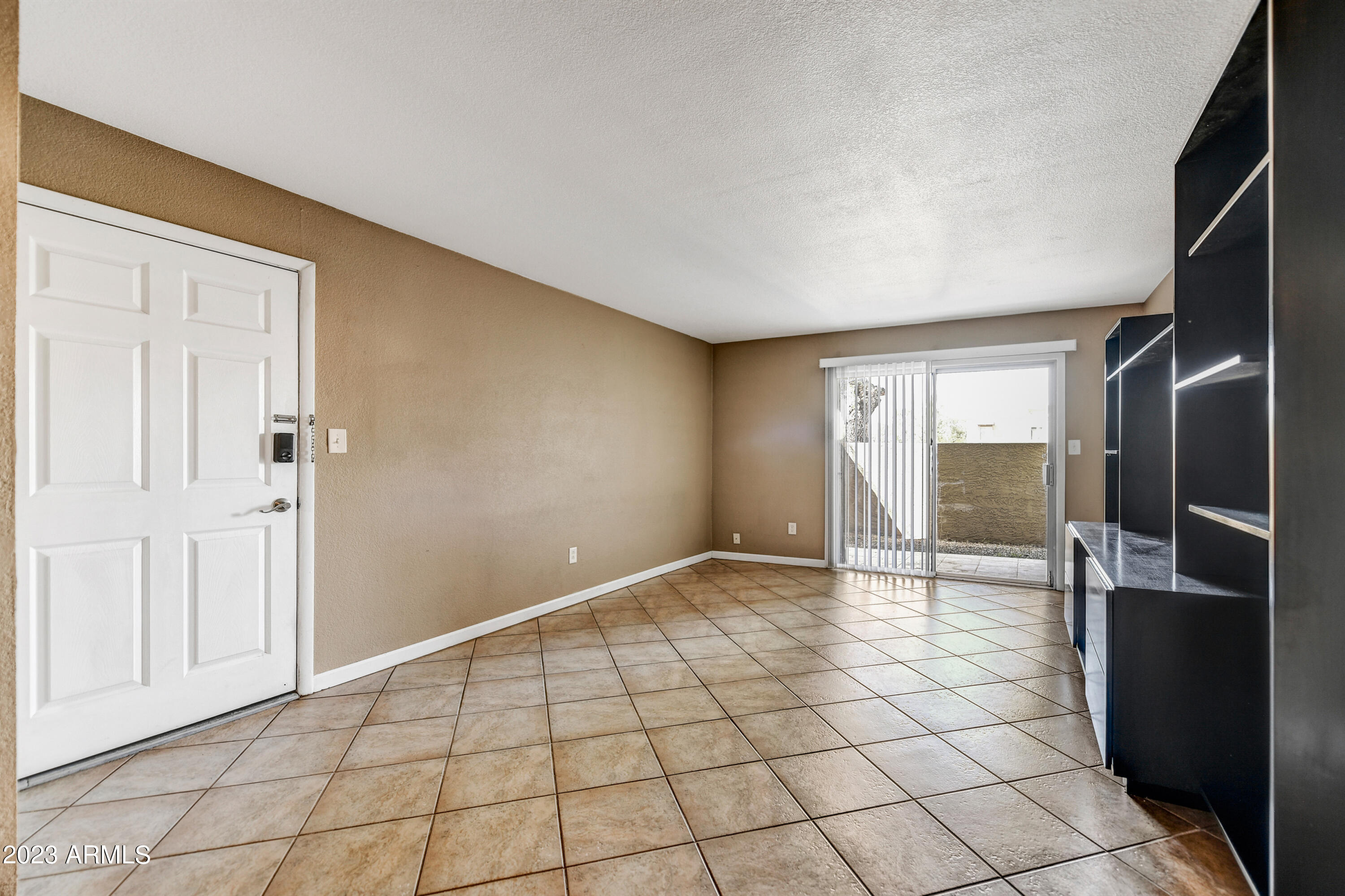 5877 North Granite Reef Road, Unit 1105 Scottsdale, AZ 85250 - Photo 5 of 15 Front Entry