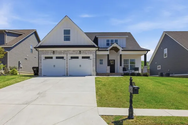 $580,000 | 8921 Silver Maple Drive, Ooltewah, TN 37363