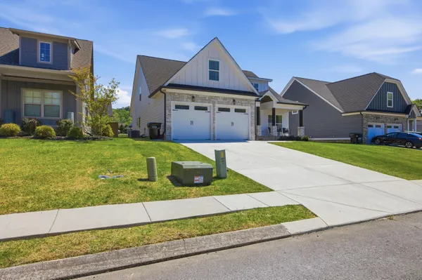 $580,000 | 8921 Silver Maple Drive, Ooltewah, TN 37363