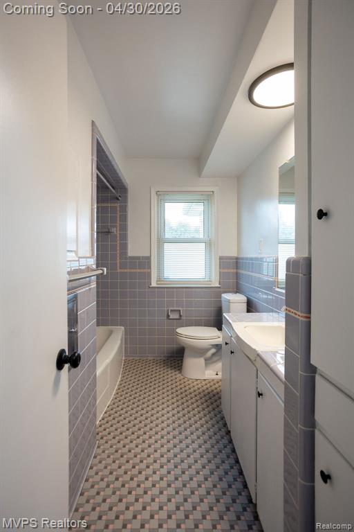16133 Bell Avenue Eastpointe, MI 48021 - Photo 7 of 18
