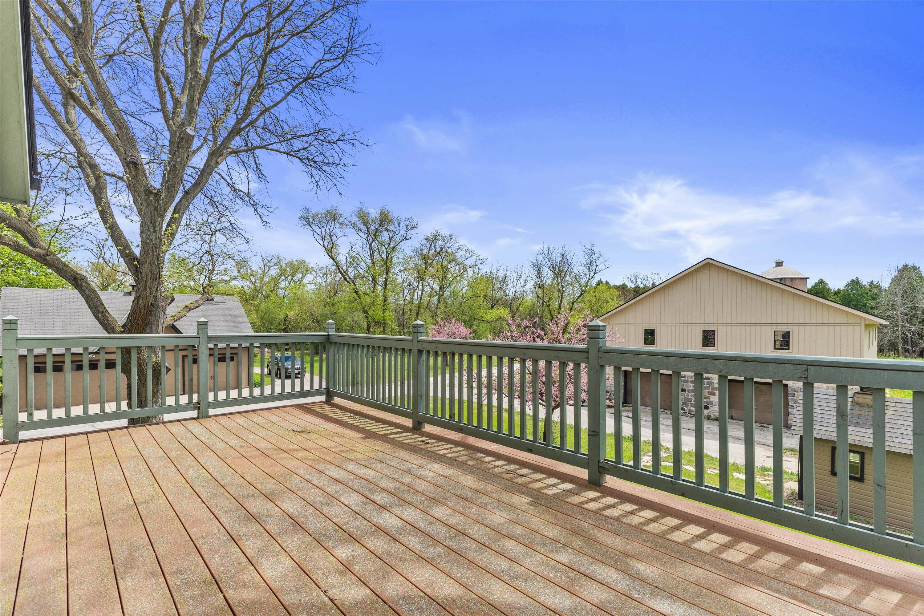 N72 W13449 Good Hope Road Menomonee Falls, WI 53051 - Photo 26 of 65 Upper Deck off Bath