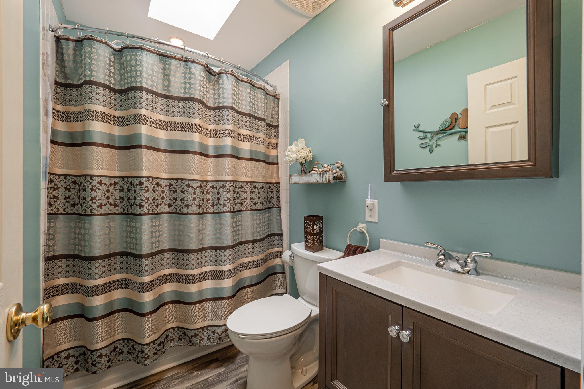 24 Beck Road Coatesville, PA 19320 - Photo 15 of 38 Full hall bathroom