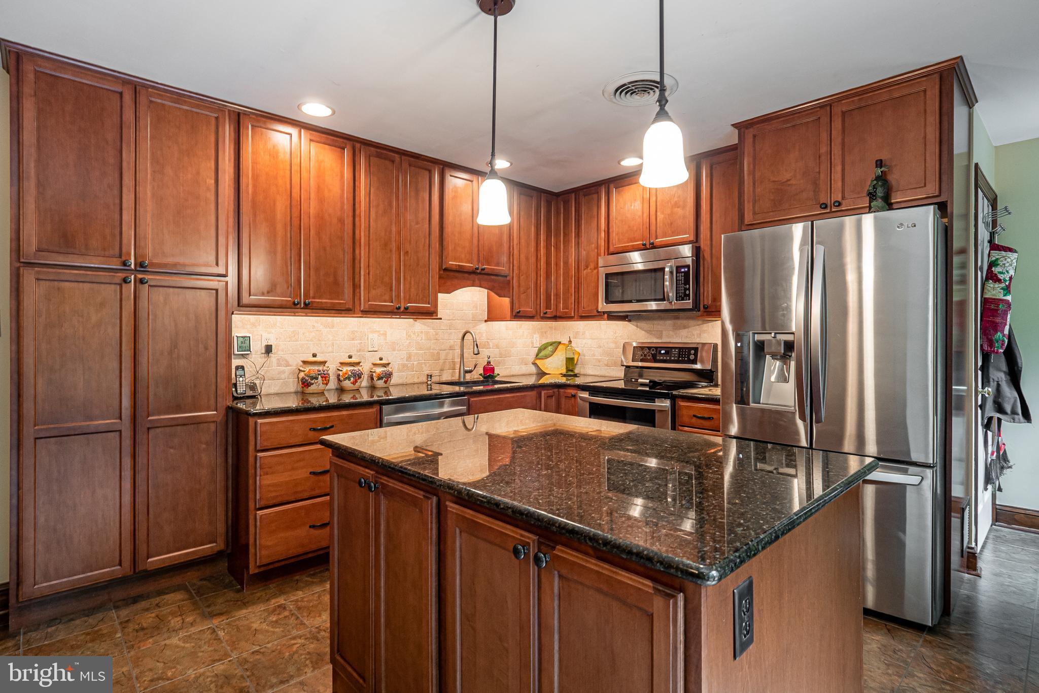 24 Beck Road Coatesville, PA 19320 - Photo 7 of 38 Gallery Image 7