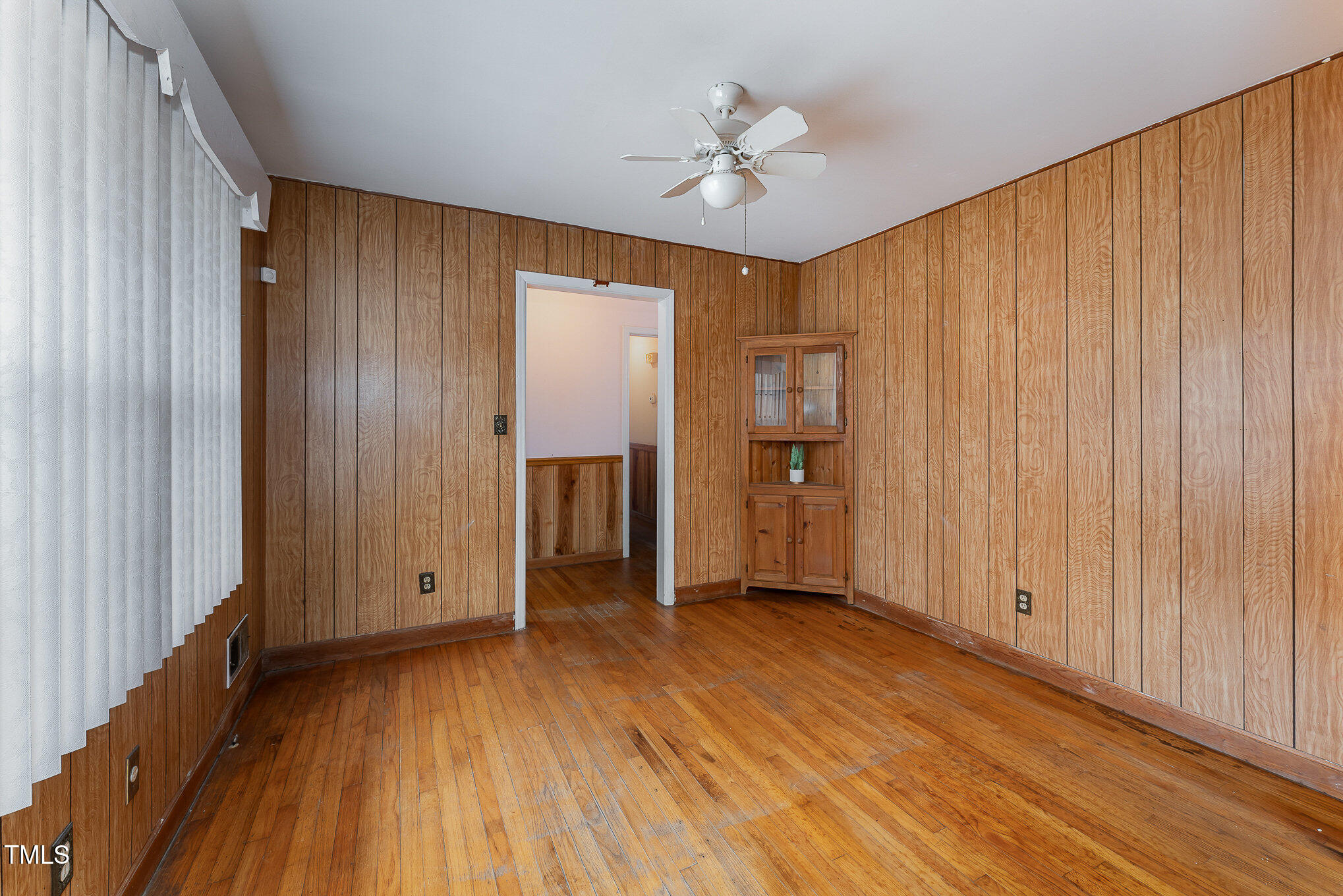 516 Maple Lane Raleigh, NC 27603 - Photo 7 of 16 007_file_108