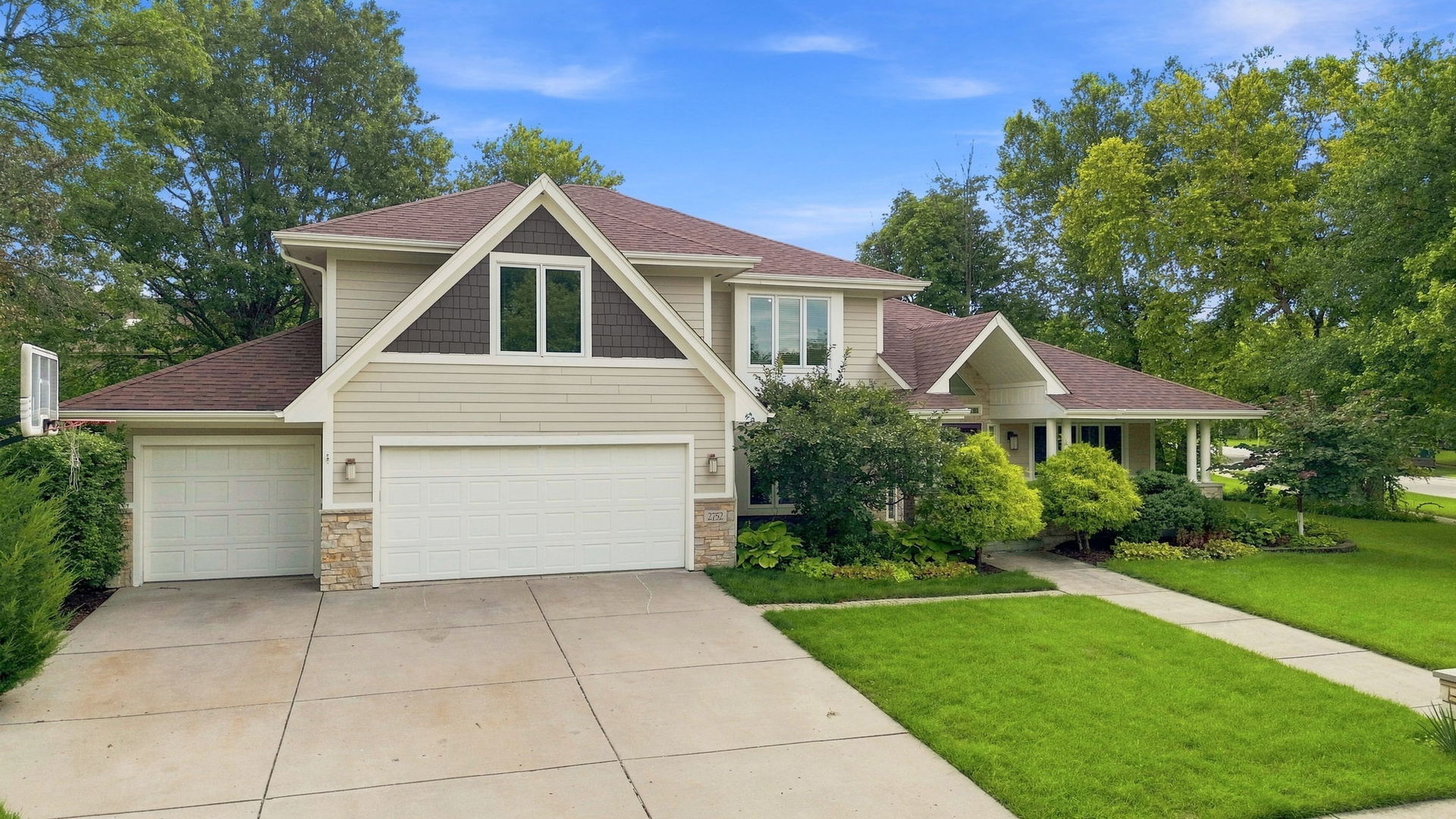2752 Wendy Road Naperville, IL 60565 - Photo 1 of 64 Gallery Image 1