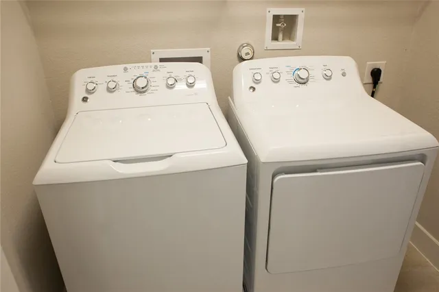 a view of a window in a room