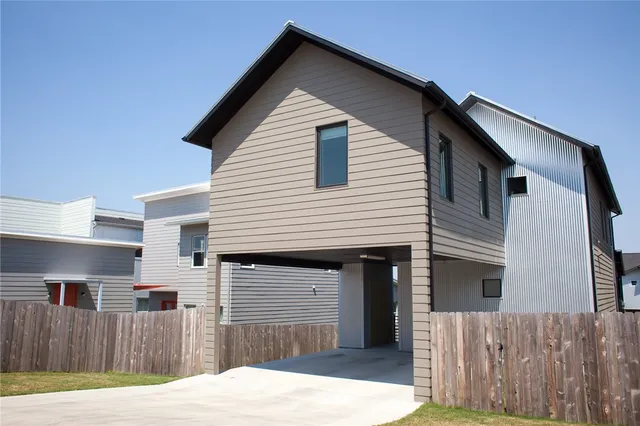 $599,000 | 6021 Seville Drive, Austin, TX 78724