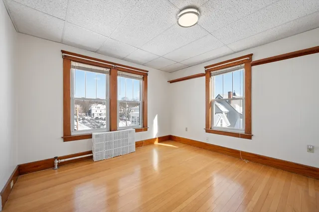 $2,400 | 64 West Street, Unit 2, Leominster, MA 01453