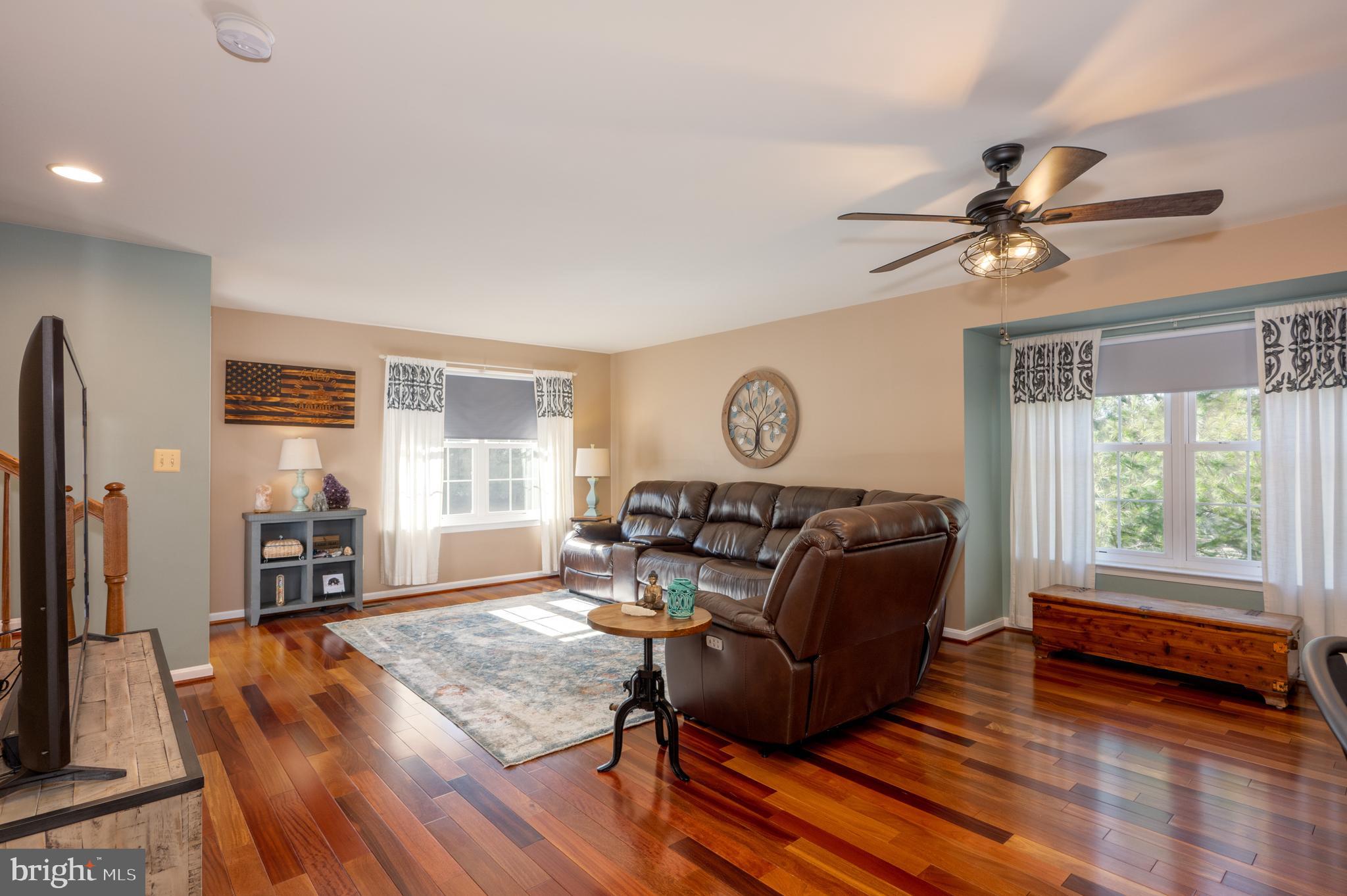 2308 Quilting Bee Road Catonsville, MD 21228 - Photo 11 of 37 a living room with furniture and a window