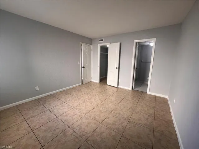 $1,450 | 4601 Bayshore Drive, Unit A1, Naples, FL 34112