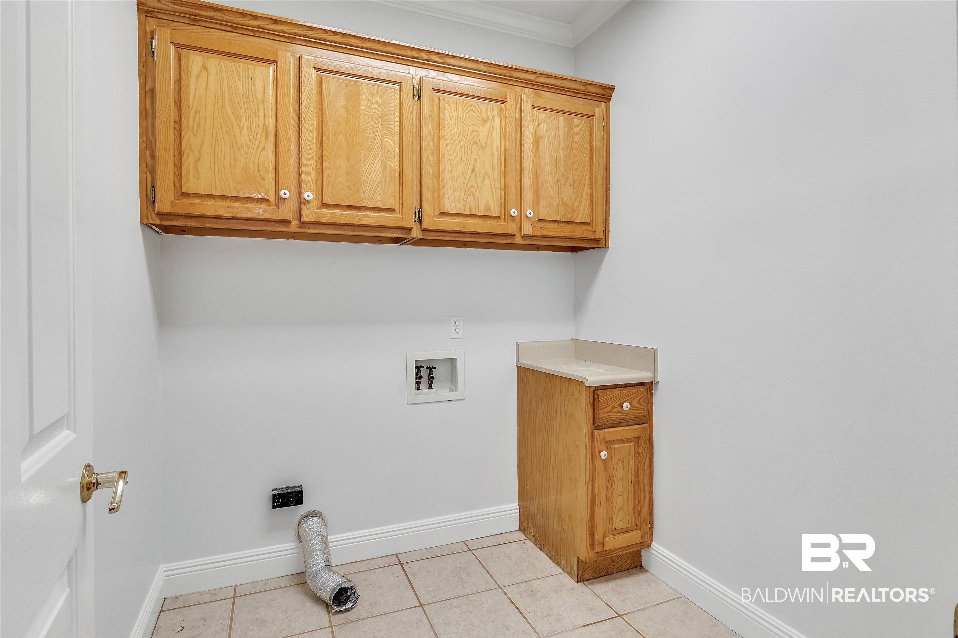 31755 Rhett Circle Spanish Fort, AL 36527 - Photo 14 of 30 Laundry