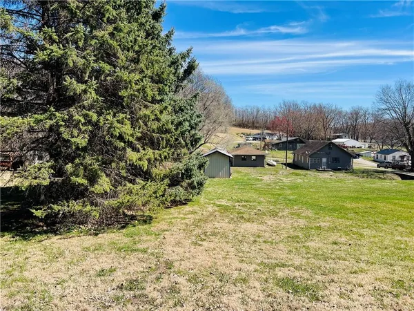 $240,000 | 403 8th Street, Rushville, MO 64484
