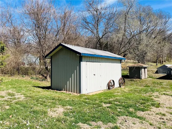 $240,000 | 403 8th Street, Rushville, MO 64484