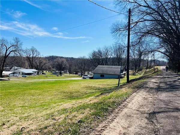 $240,000 | 403 8th Street, Rushville, MO 64484