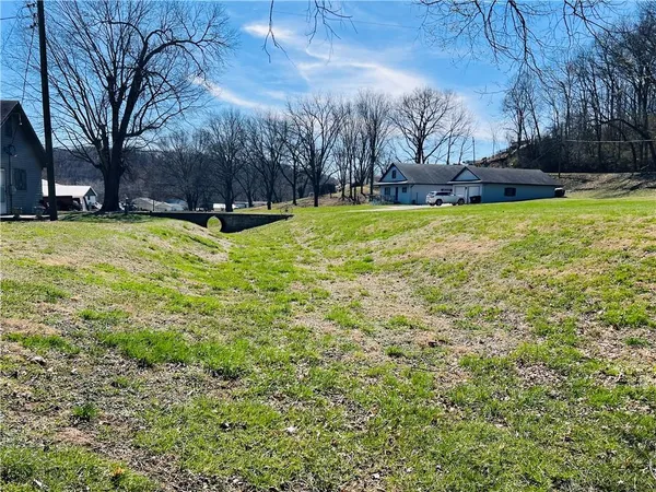 $240,000 | 403 8th Street, Rushville, MO 64484