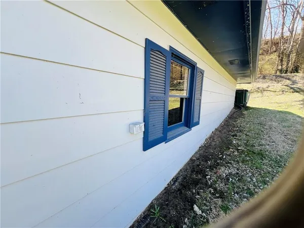 $240,000 | 403 8th Street, Rushville, MO 64484