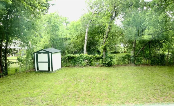 $2,000 | 5036 Gilbert Drive, Fort Worth, TX 76116