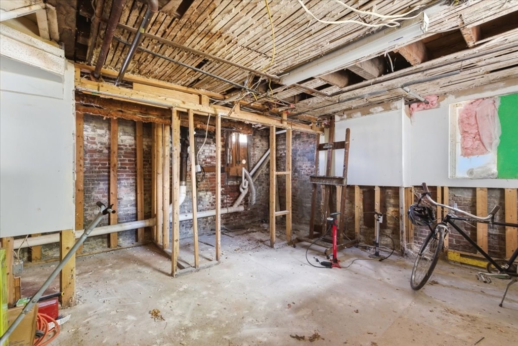 14 Mayfair Street Boston, MA 02119 - Photo 33 of 41 Gallery Image 33