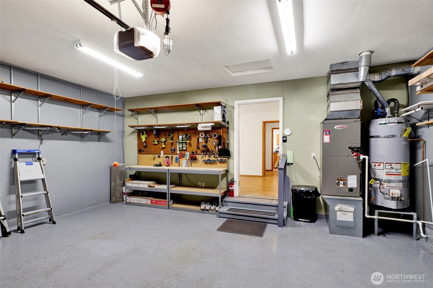 659 Cain Lake Road Sedro-Woolley, WA 98284 - Photo 25 of 40 a view of game room with air conditioner and window