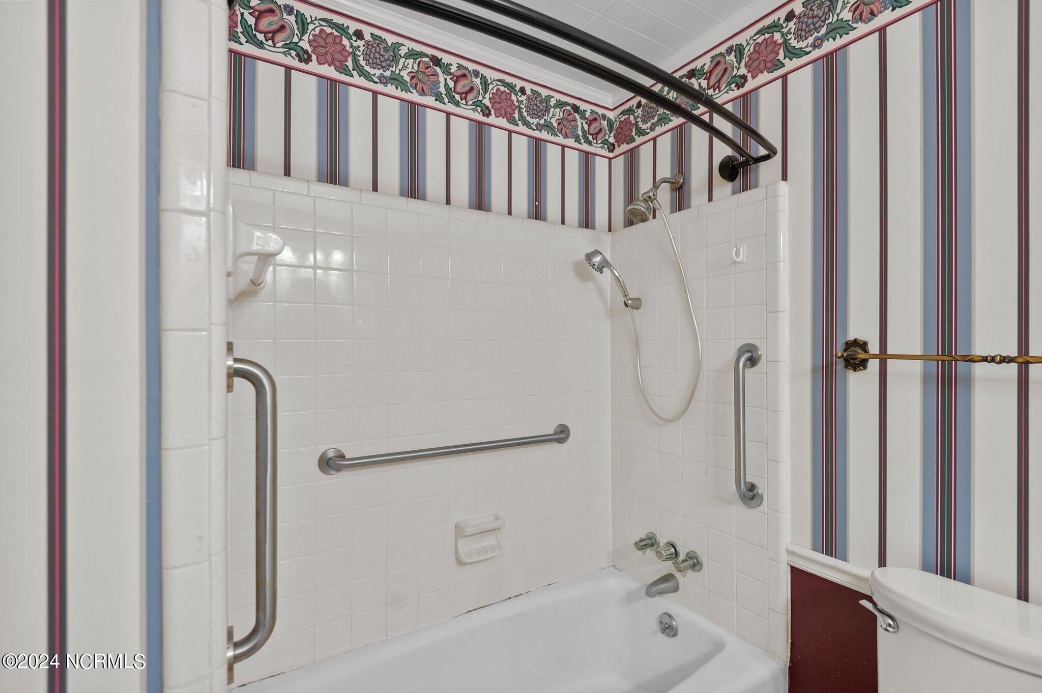 1804 Oxford Road Kinston, NC 28504 - Photo 21 of 45 23-web-or-mls-_DSC9668