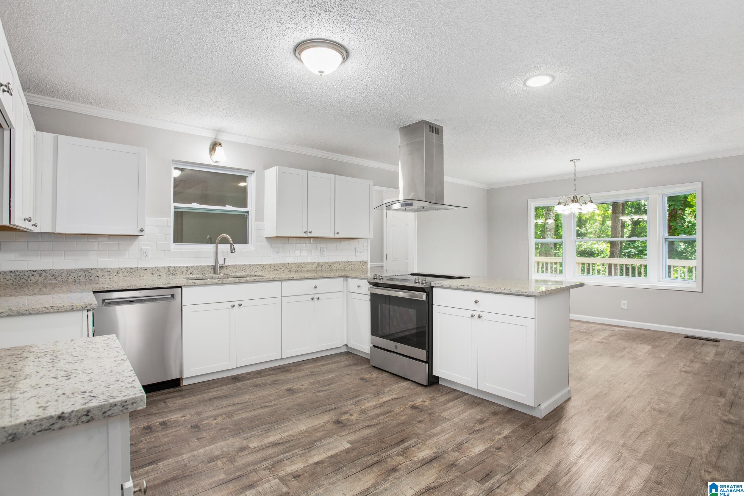 805 Hillyer High Road Anniston, AL 36207 - Photo 15 of 43