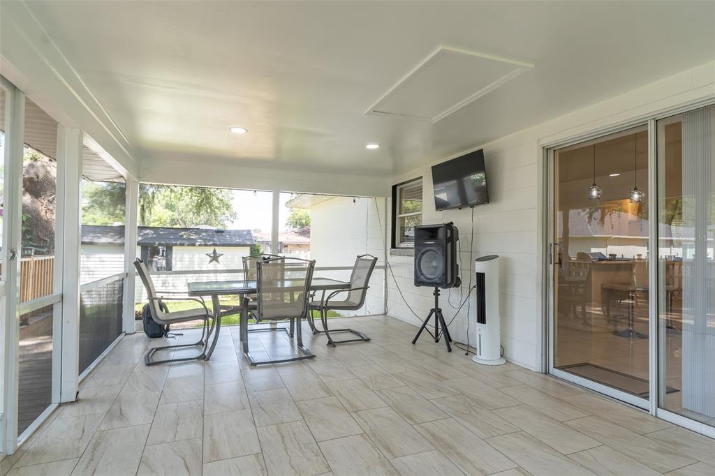 930 Hicks Road Lakeland, FL 33813 - Photo 18 of 22