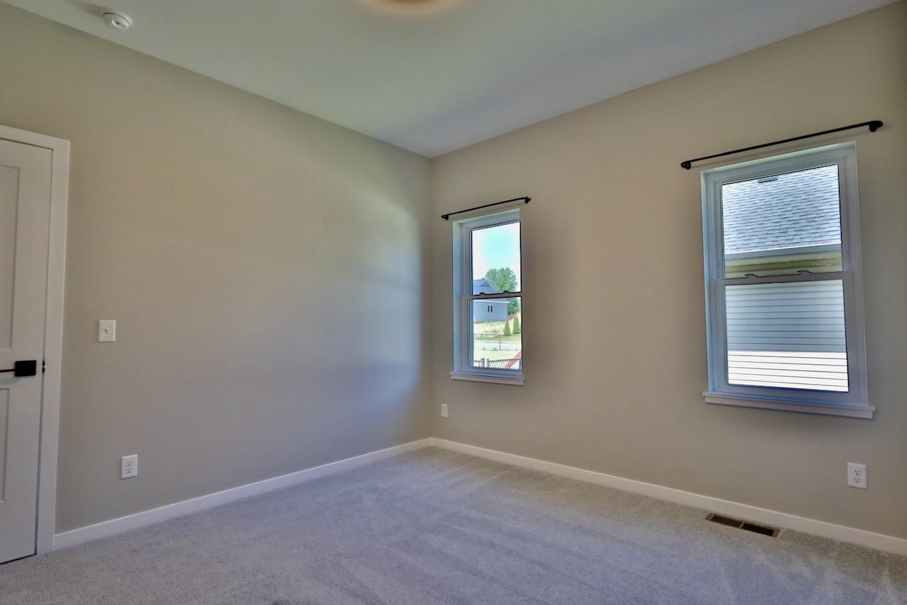 4432 Valor Way Madison, WI 53718 - Photo 23 of 41