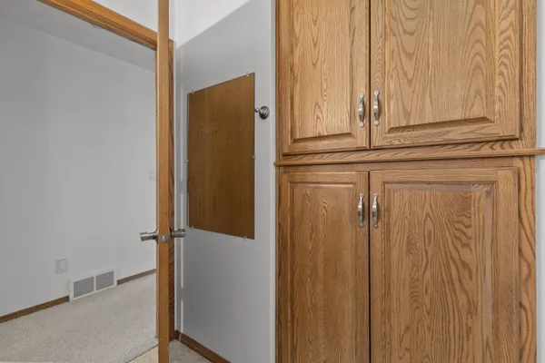 $378,800 | 2412 Lupine Court, Menasha, WI 54952